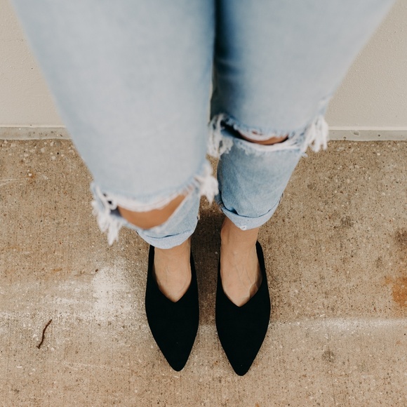 BLACK FAUX SUEDE MULE SLIDES - Picture 3 of 3